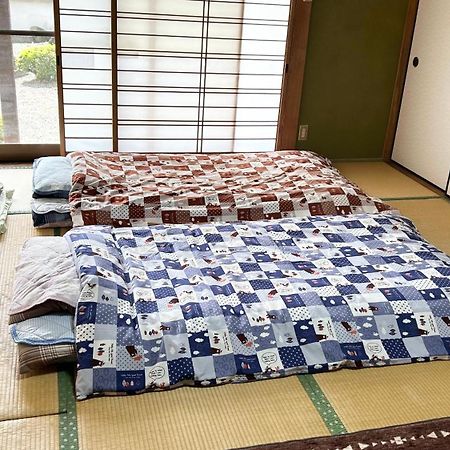 まるで一国一城の主 佐藤邸 Hotell Nichinan Exteriör bild